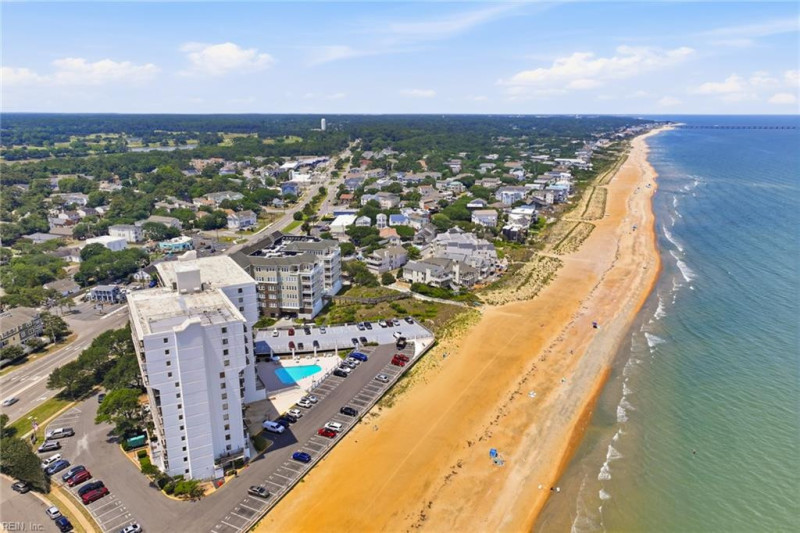 Photo 2 of 42 residential for sale in Virginia Beach virginia