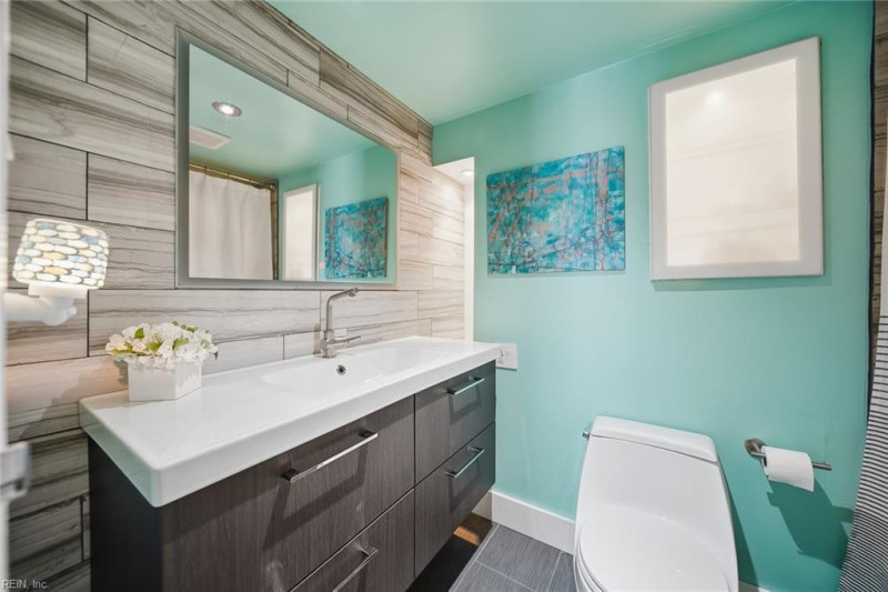 Photo 23 of 42 residential for sale in Virginia Beach virginia