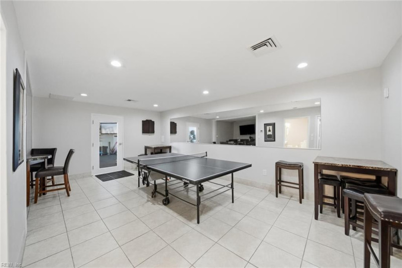 Photo 35 of 42 residential for sale in Virginia Beach virginia