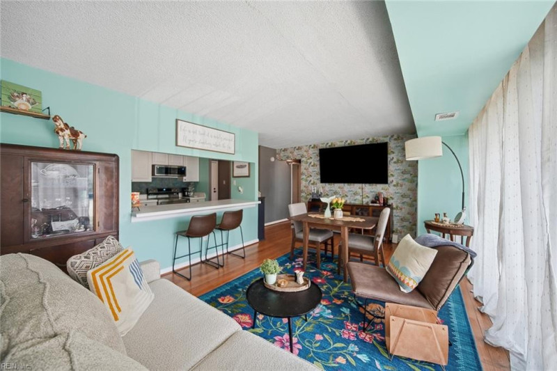 Photo 7 of 42 residential for sale in Virginia Beach virginia