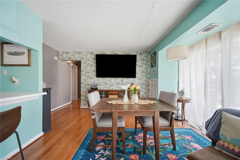 Photo 9 of 42 residential for sale in Virginia Beach virginia