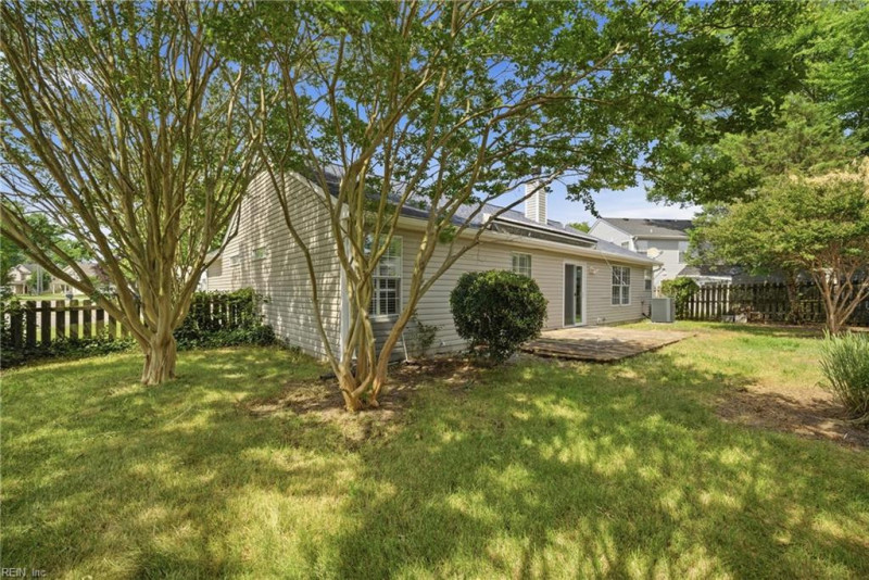 Photo 22 of 28 residential for sale in Chesapeake virginia
