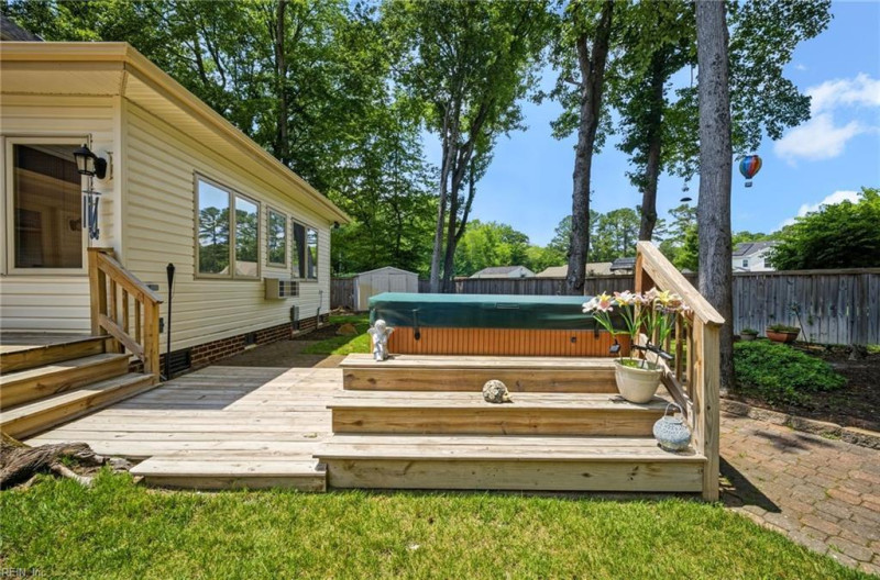 Photo 22 of 32 residential for sale in Chesapeake virginia