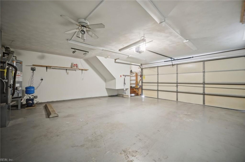 Photo 29 of 32 residential for sale in Chesapeake virginia