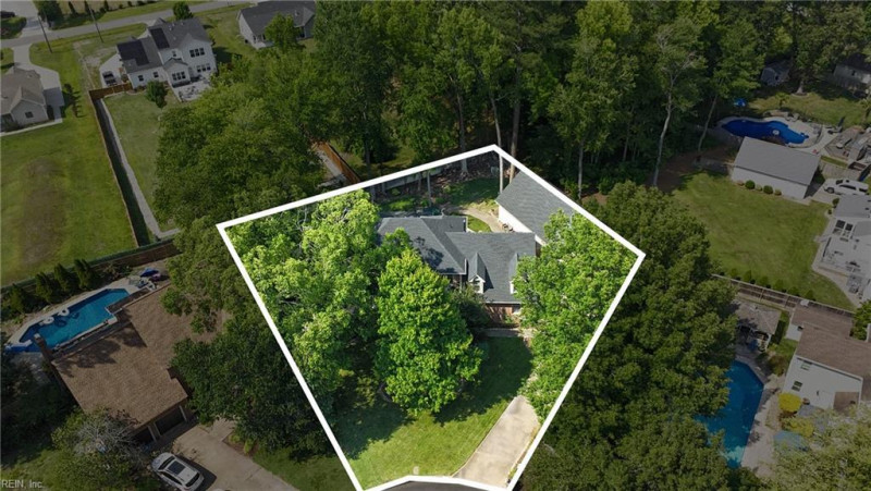 Photo 31 of 32 residential for sale in Chesapeake virginia