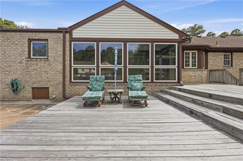 Photo 30 of 46 residential for sale in Chesapeake virginia