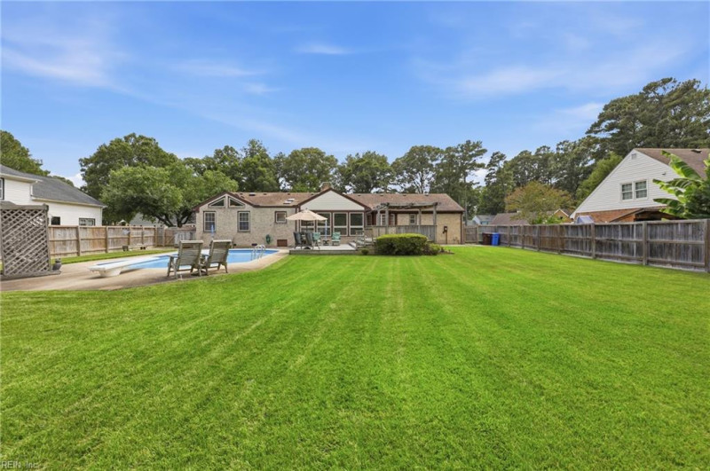 Photo 35 of 46 residential for sale in Chesapeake virginia