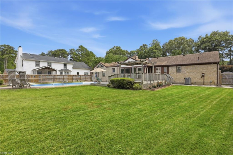 Photo 37 of 46 residential for sale in Chesapeake virginia
