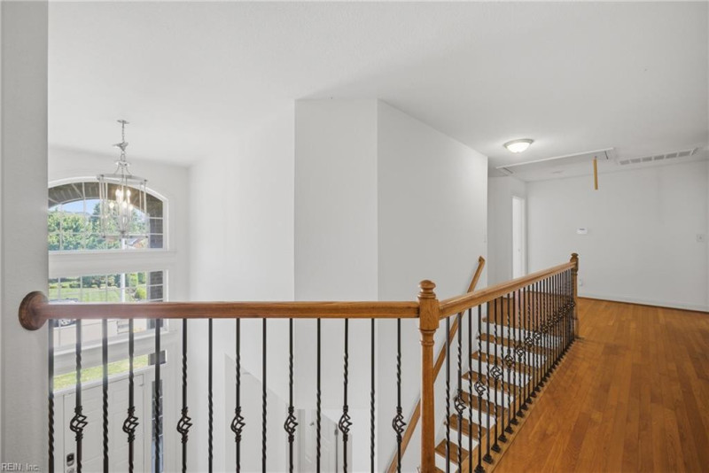 Photo 24 of 48 residential for sale in Chesapeake virginia