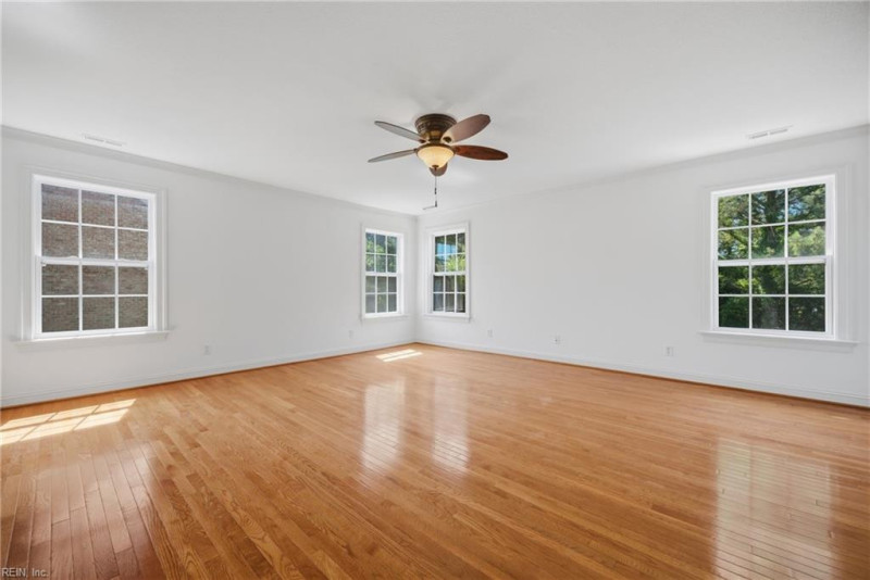 Photo 27 of 48 residential for sale in Chesapeake virginia