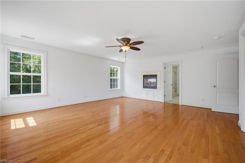 Photo 28 of 48 residential for sale in Chesapeake virginia