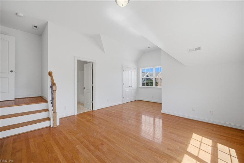 Photo 33 of 48 residential for sale in Chesapeake virginia