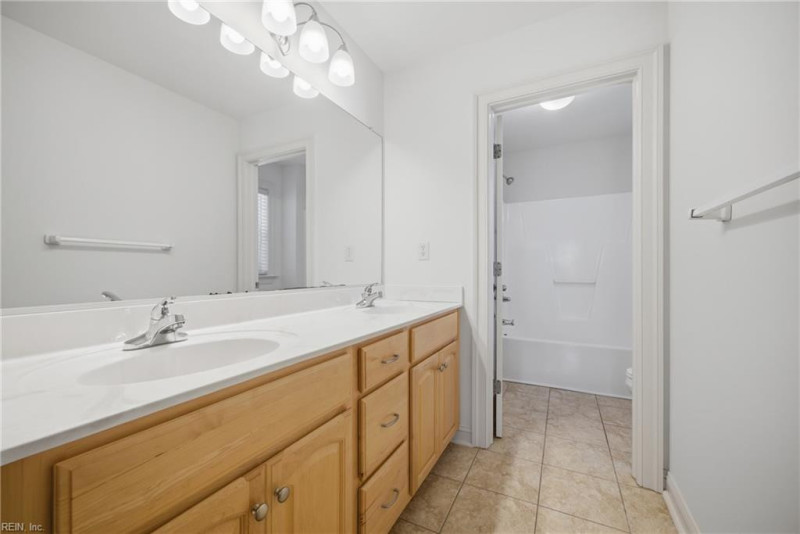 Photo 35 of 48 residential for sale in Chesapeake virginia