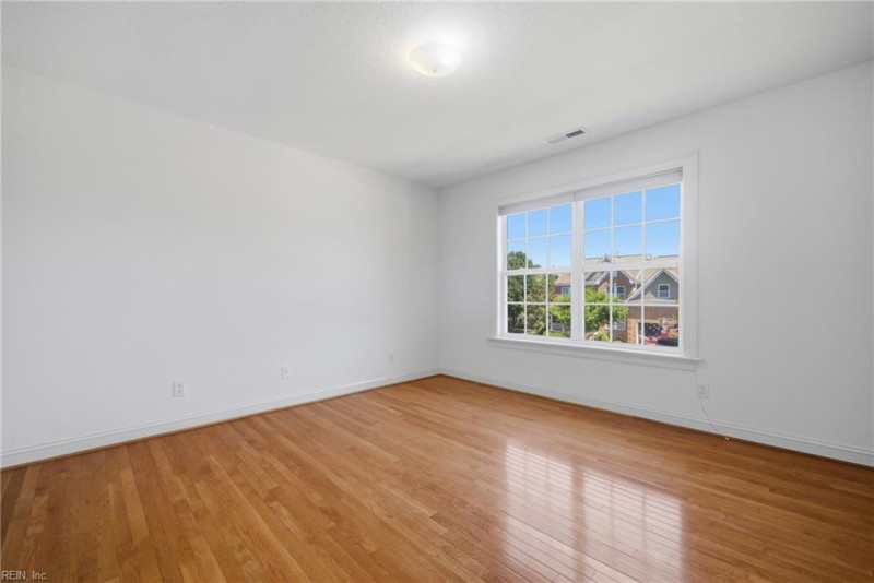 Photo 38 of 48 residential for sale in Chesapeake virginia