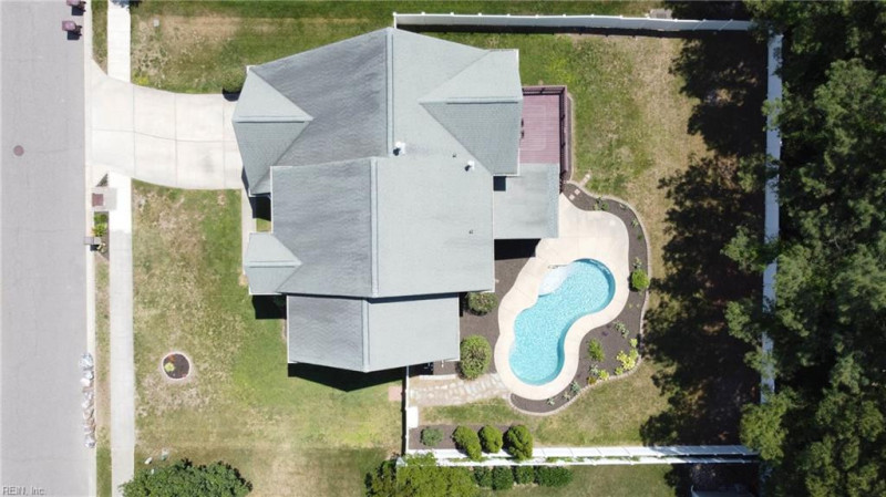 Photo 4 of 48 residential for sale in Chesapeake virginia