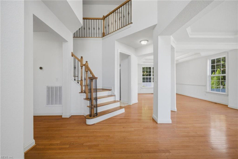 Photo 6 of 48 residential for sale in Chesapeake virginia