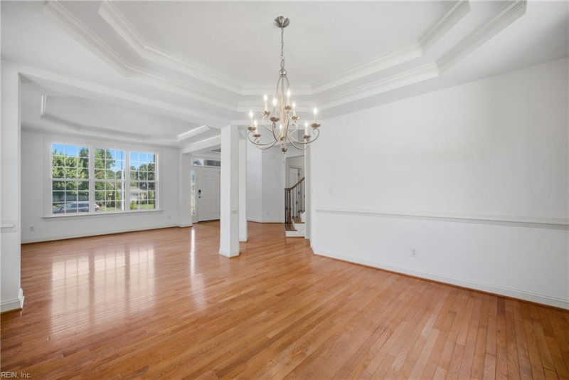 Photo 8 of 48 residential for sale in Chesapeake virginia