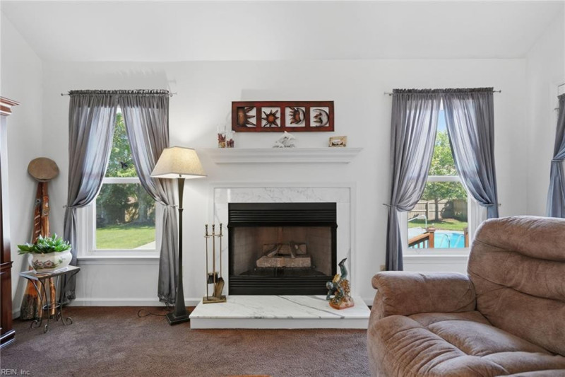Photo 15 of 40 residential for sale in Chesapeake virginia