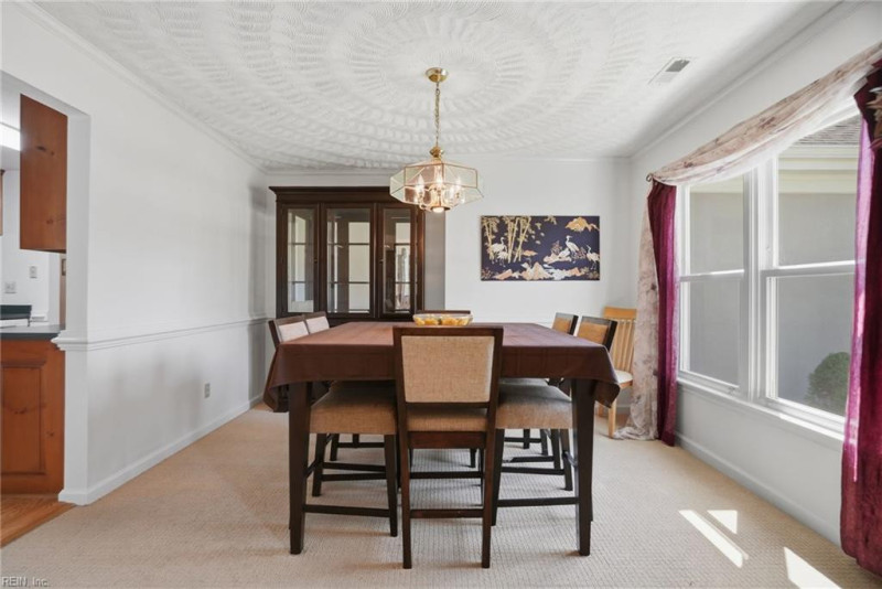 Photo 6 of 40 residential for sale in Chesapeake virginia