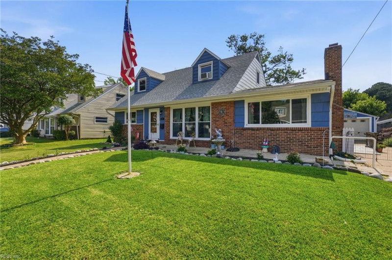 Photo 3 of 49 residential for sale in Norfolk virginia Photo 3 of 49 residential for sale in Norfolk virginia