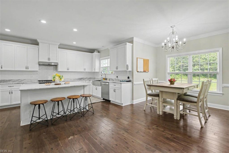 Photo 15 of 41 residential for sale in Suffolk virginia