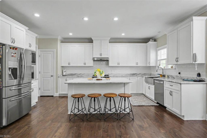 Photo 18 of 41 residential for sale in Suffolk virginia