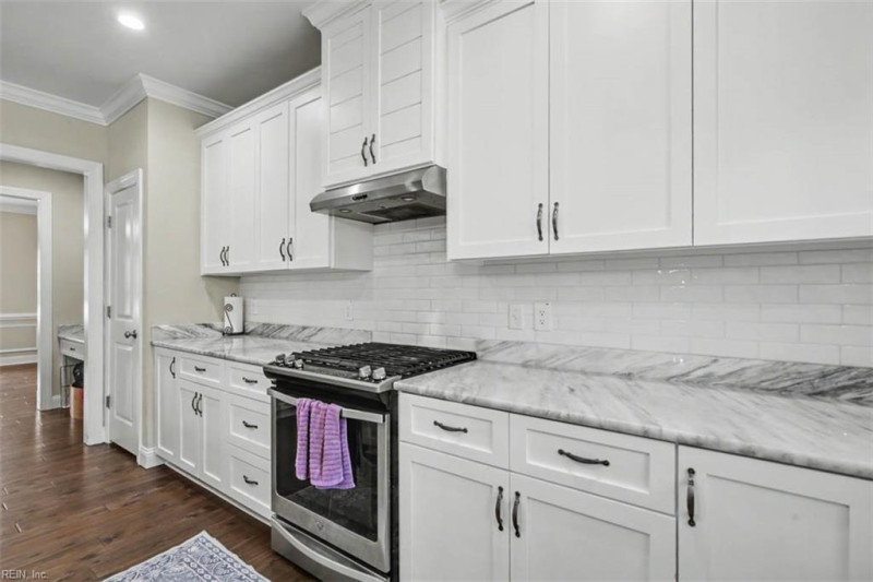Photo 22 of 41 residential for sale in Suffolk virginia