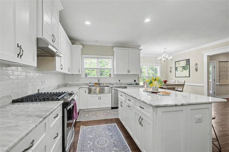 Photo 23 of 41 residential for sale in Suffolk virginia