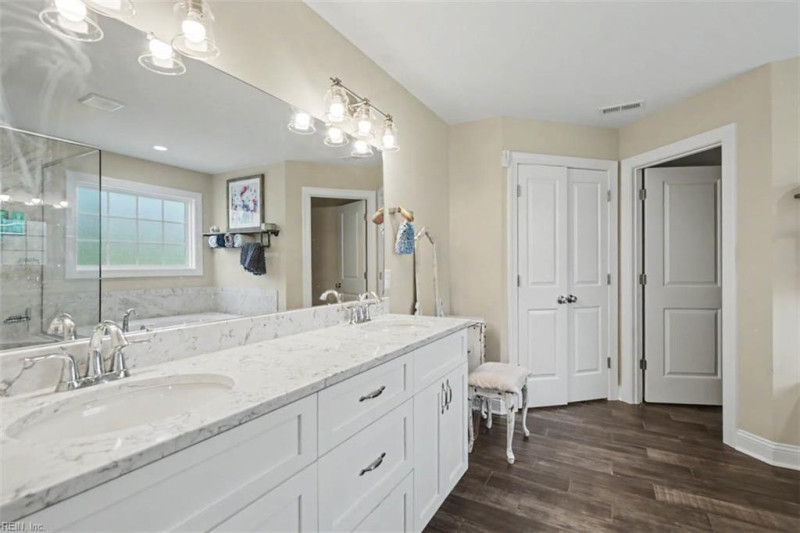 Photo 29 of 41 residential for sale in Suffolk virginia