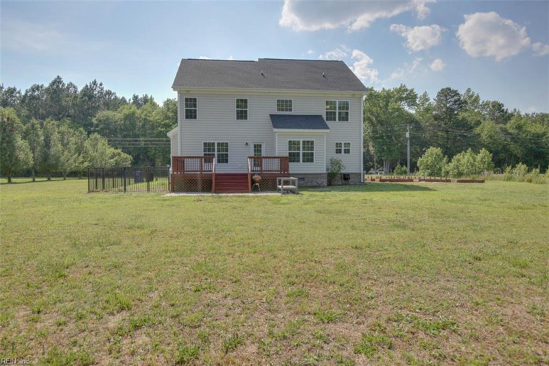 Photo 38 of 41 residential for sale in Suffolk virginia