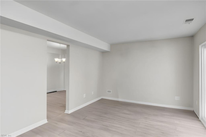 Photo 10 of 35 residential for sale in Virginia Beach virginia