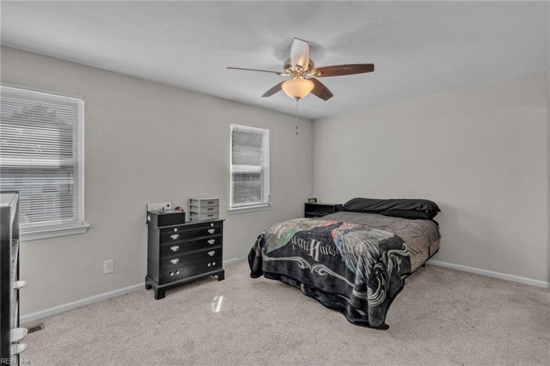Photo 25 of 35 residential for sale in Virginia Beach virginia
