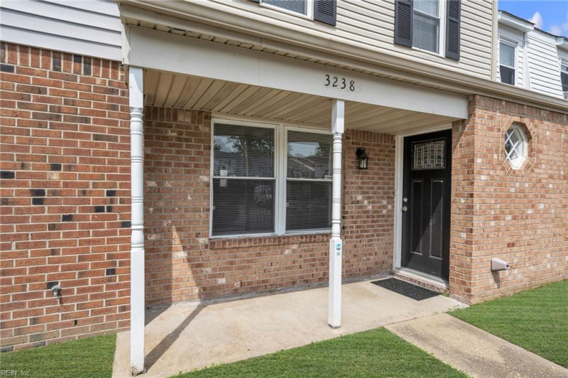 Photo 3 of 35 residential for sale in Virginia Beach virginia