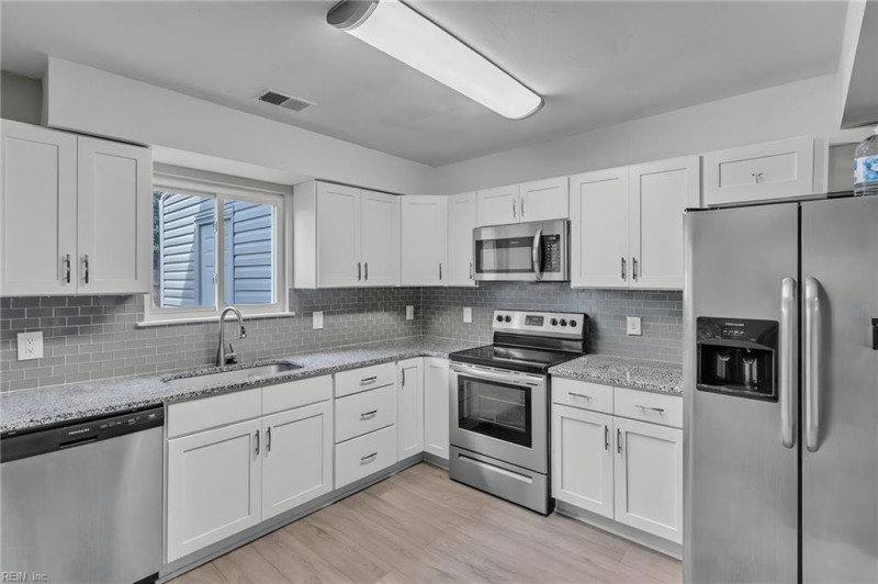 Photo 8 of 35 residential for sale in Virginia Beach virginia