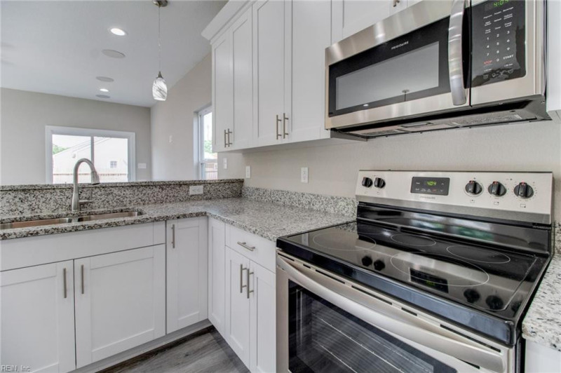 Photo 9 of 29 residential for sale in Suffolk virginia