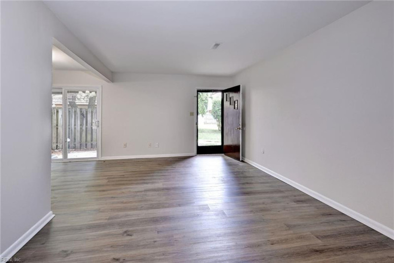 Photo 6 of 30 residential for sale in Newport News virginia
