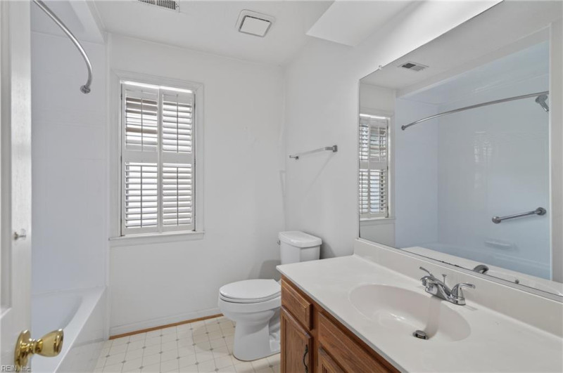 Photo 18 of 21 residential for sale in Newport News virginia