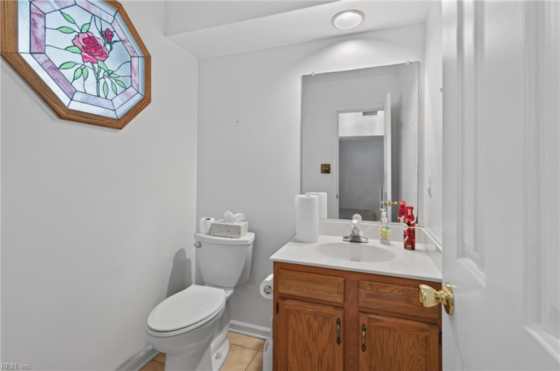 Photo 4 of 21 residential for sale in Newport News virginia