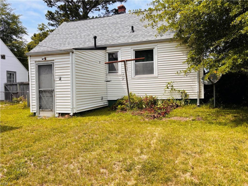 Photo 14 of 14 residential for sale in Portsmouth virginia