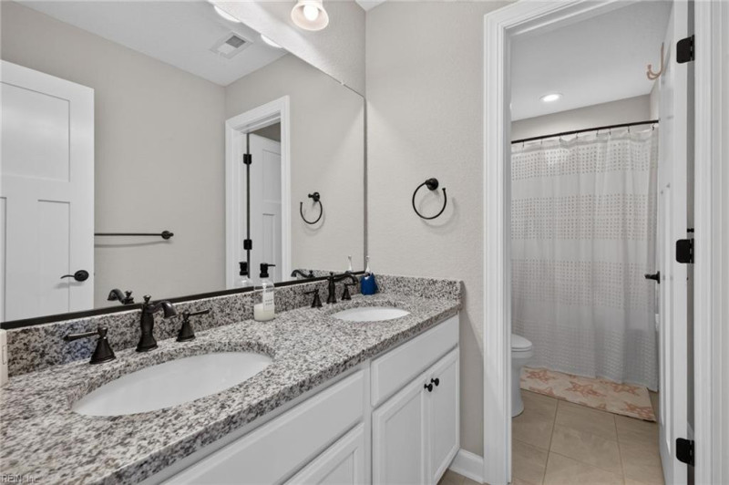 Photo 19 of 50 residential for sale in Suffolk virginia