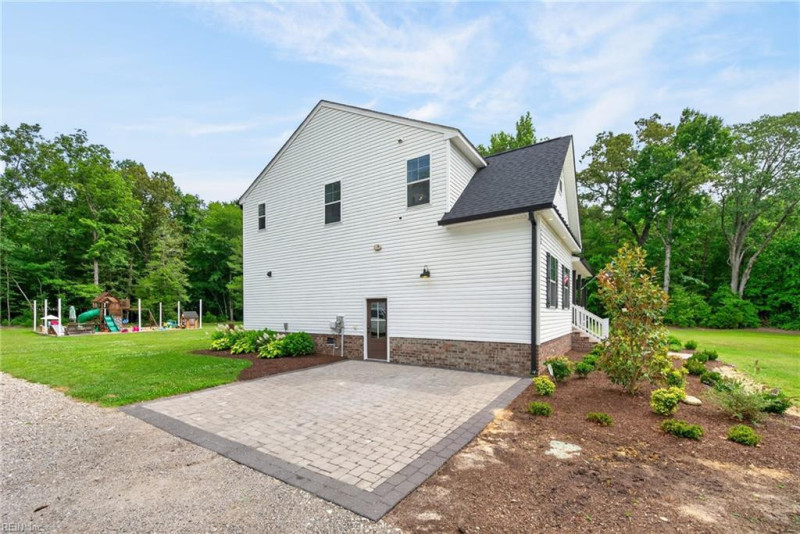 Photo 34 of 50 residential for sale in Suffolk virginia