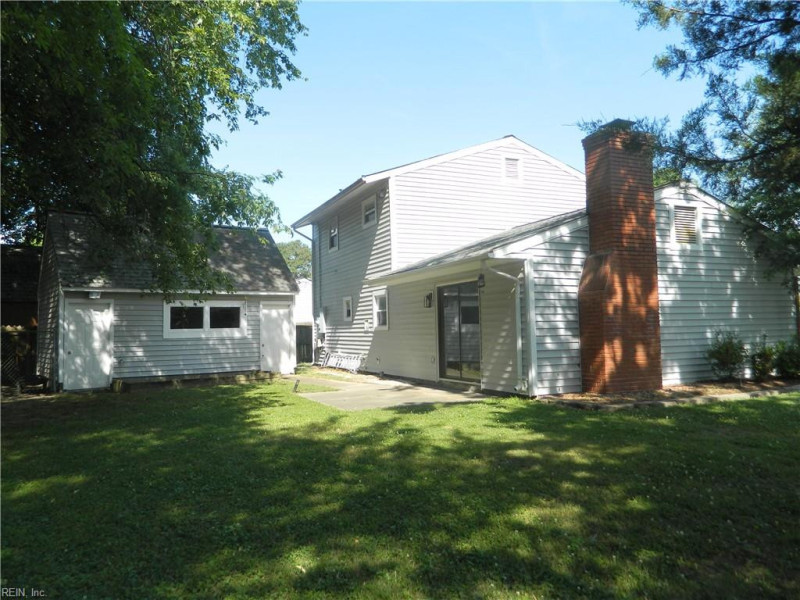 Photo 2 of 18 residential for sale in Virginia Beach virginia