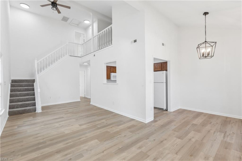 Photo 13 of 29 residential for sale in Hampton virginia