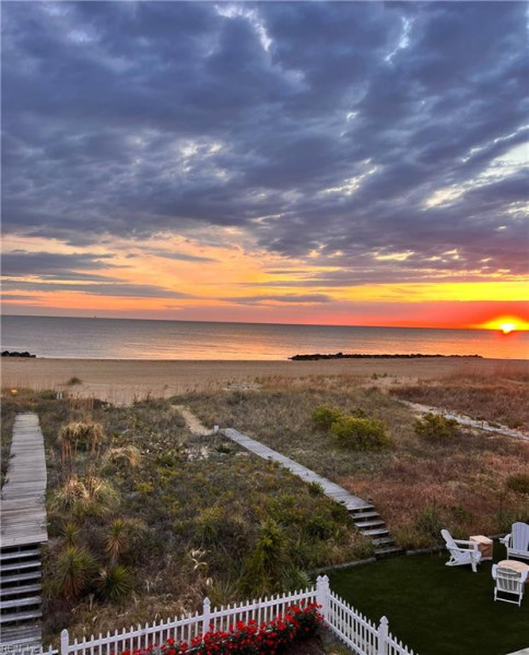Photo 1 of 37 residential for sale in Norfolk virginia