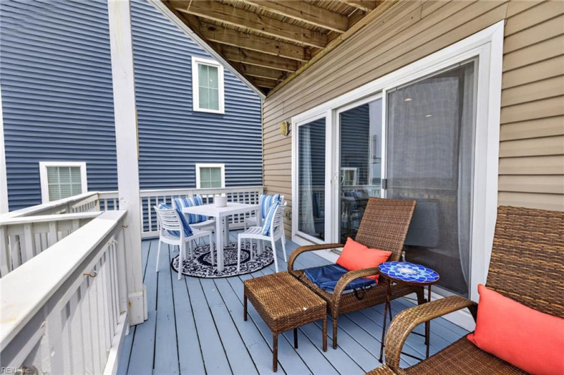 Photo 14 of 37 residential for sale in Norfolk virginia