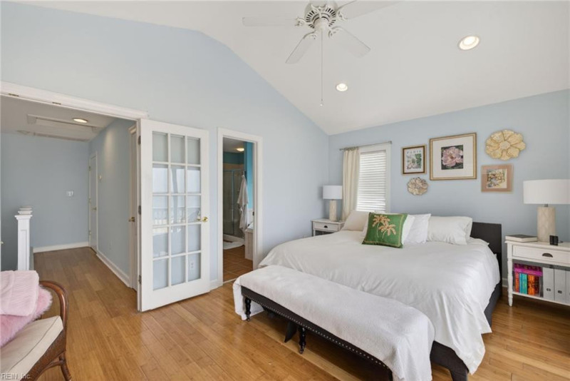 Photo 23 of 37 residential for sale in Norfolk virginia