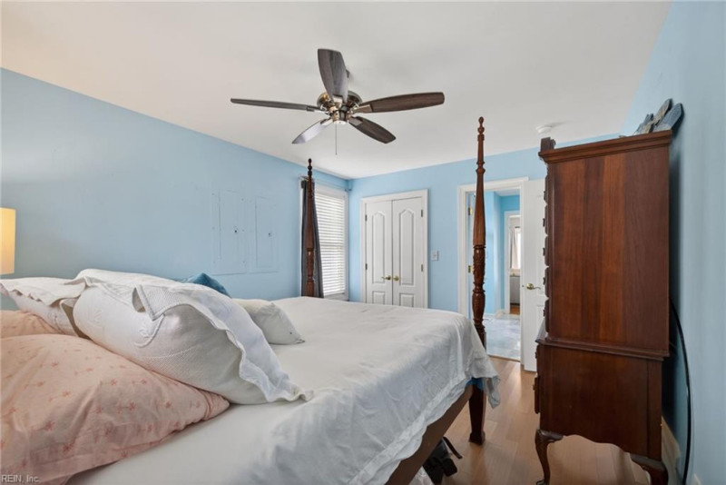 Photo 28 of 37 residential for sale in Norfolk virginia
