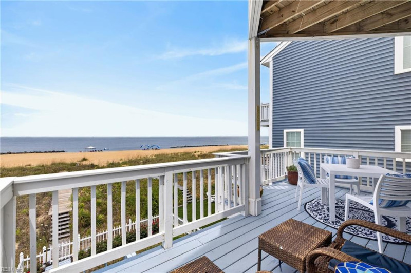 Photo 7 of 37 residential for sale in Norfolk virginia