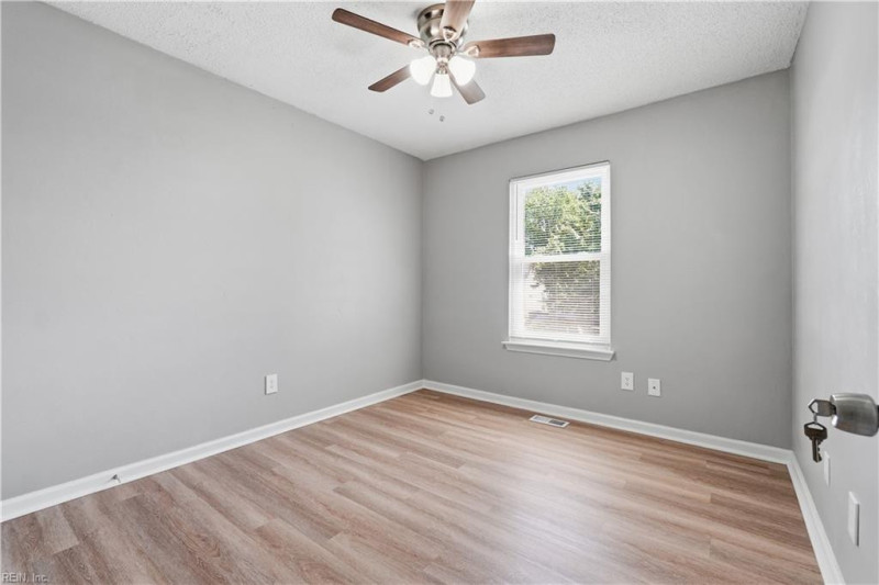 Photo 19 of 29 residential for sale in Norfolk virginia Photo 19 of 29 residential for sale in Norfolk virginia