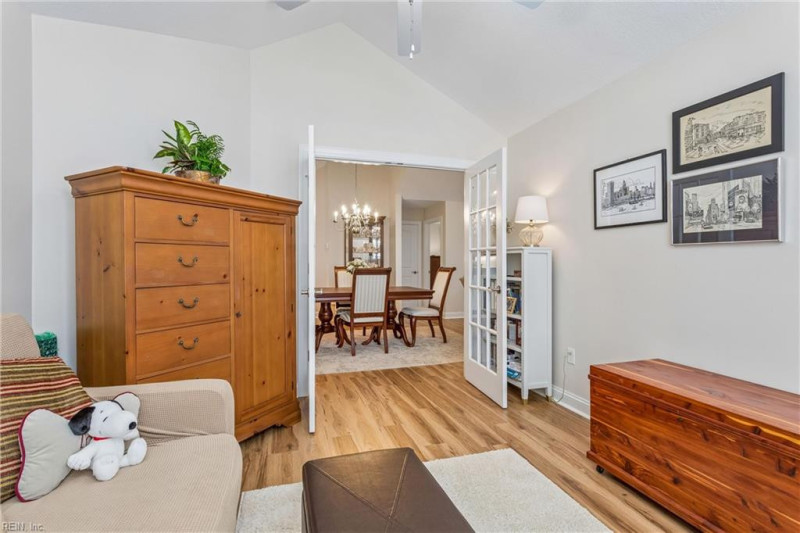 Photo 11 of 50 residential for sale in York County virginia